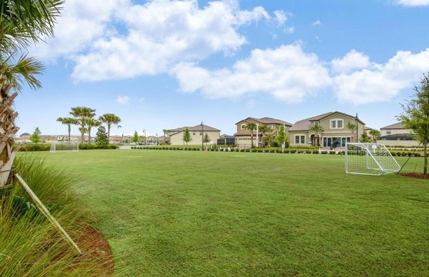 Beautiful Townhome Wprivate Pool 7 Mi To Disney Kissimmee Exteriér fotografie