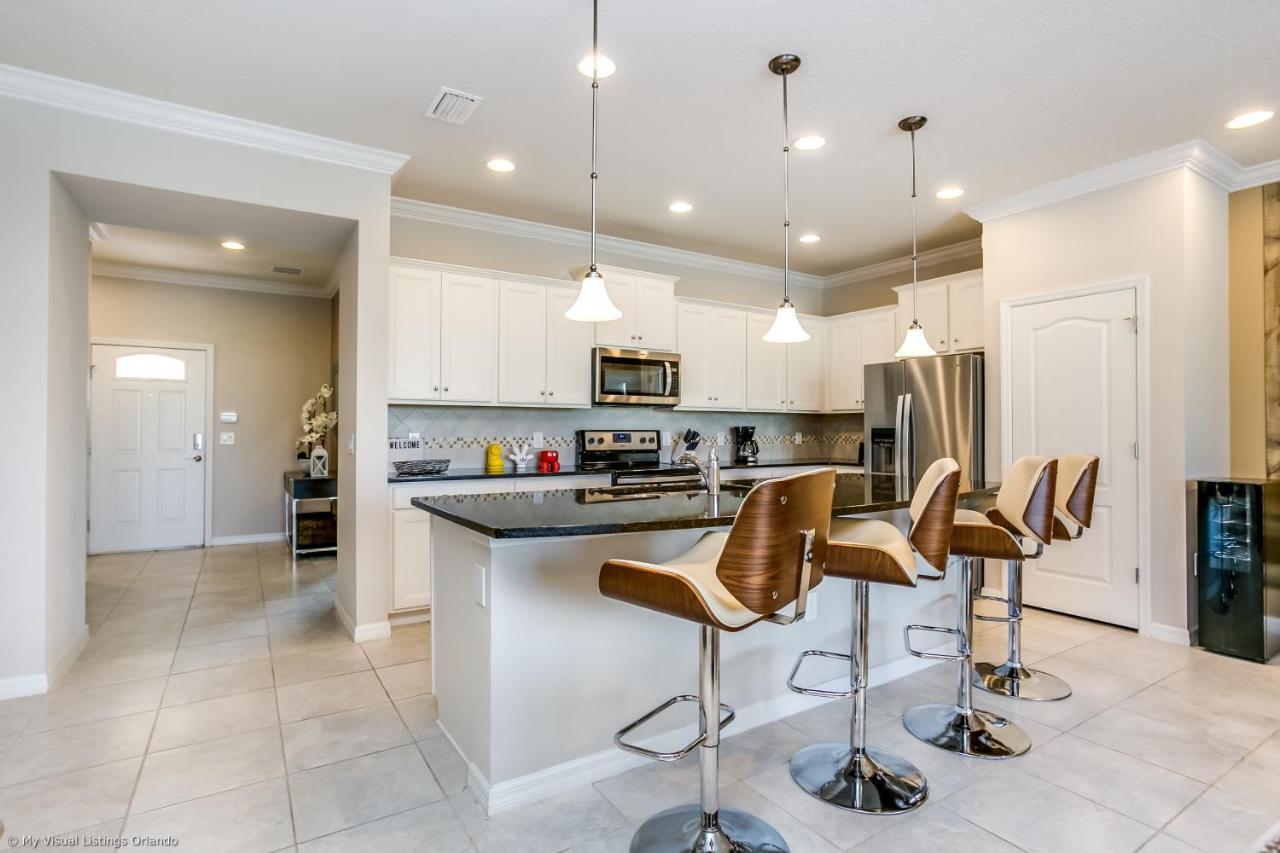 Beautiful Townhome Wprivate Pool 7 Mi To Disney Kissimmee Exteriér fotografie